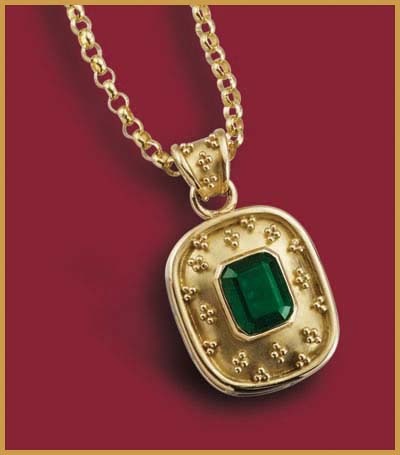 Emerald pendant